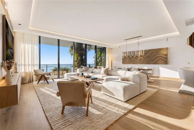 4-bedroom home at 700 NE 24th Street #PH-5902, Miami