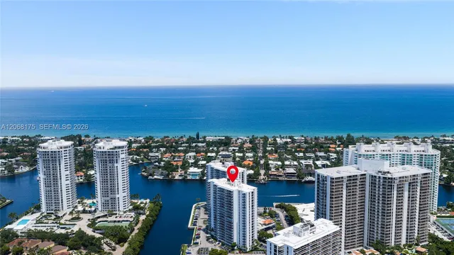 2-bedroom home at 20505 E Country Club Drive #2132, Aventura