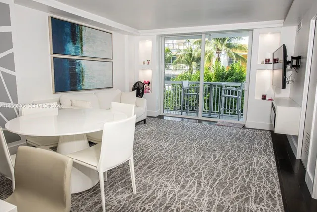 1-bedroom rental at 401 Ocean Drive #303, Miami Beach
