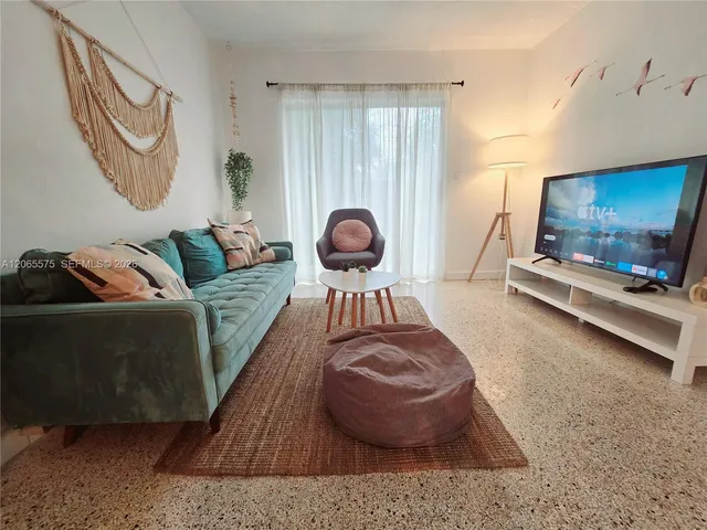 12-bedroom rental at 651 SW 3rd Street #3, Miami