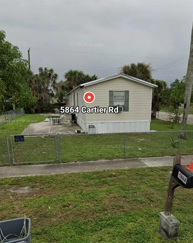 4-bedroom rental at 5864 Cartier Road #H, West Palm Beach