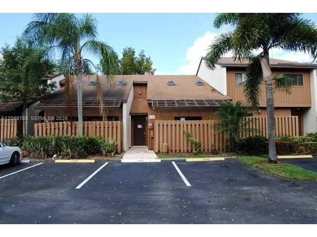 2-bedroom rental at 4157 SW 85th Avenue #3, Davie