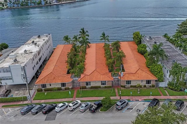 1-bedroom rental at 2170 Bay Drive #3-22, Miami Beach