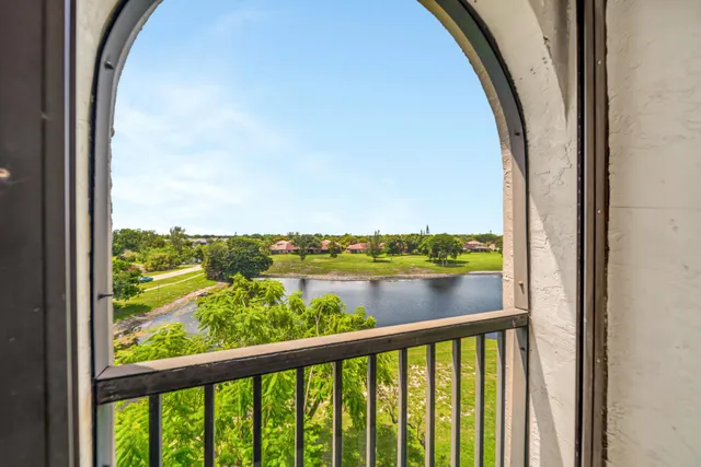 2-bedroom home at 3485 Environ Boulevard #C504, Lauderhill