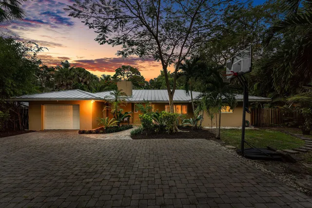 3-bedroom home at 2130 SW 27TH Terrace, Fort Lauderdale