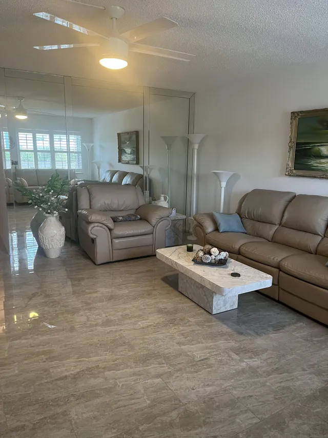 2-bedroom rental at 3011 Exeter, Boca Raton