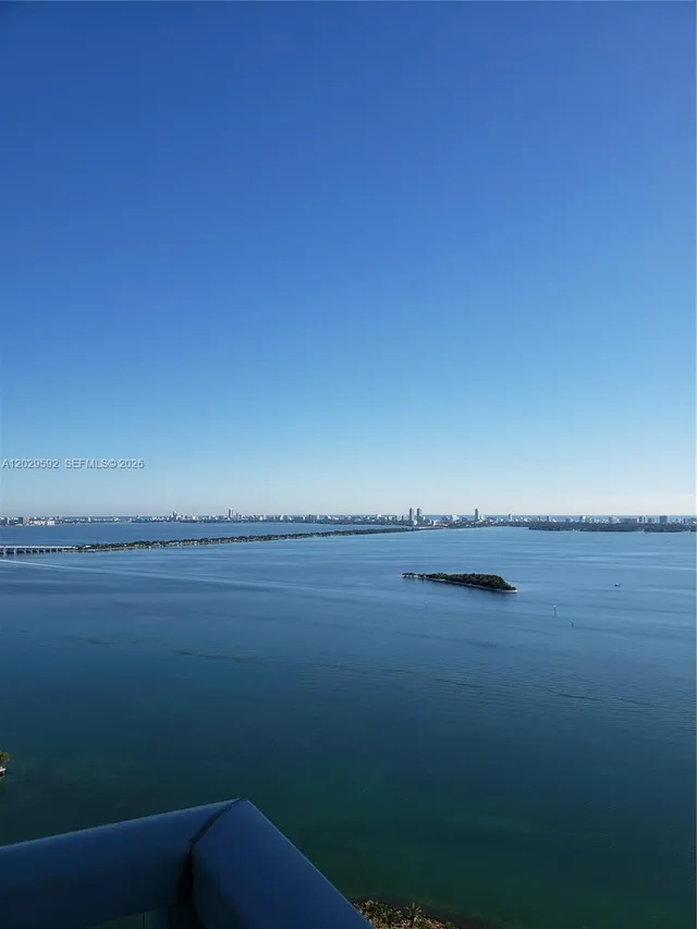 1-bedroom home at 1900 N Bayshore Drive #3517, Miami
