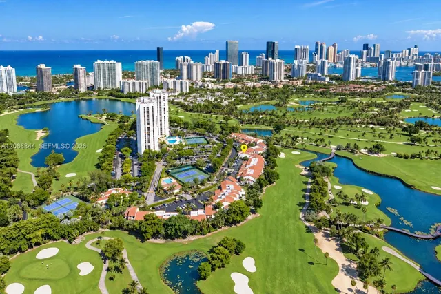 4-bedroom home at 20302 NE 34th Court #41, Aventura