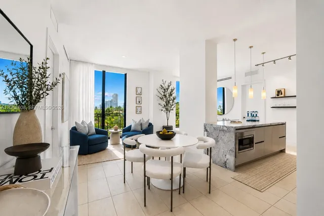 2-bedroom home at 1030 15th Street #PH3, Miami Beach