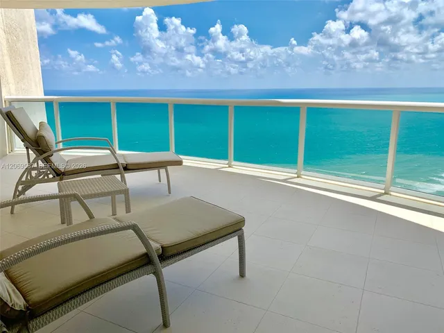 2-bedroom home at 17555 Collins Avenue #3202, Sunny Isles Beach