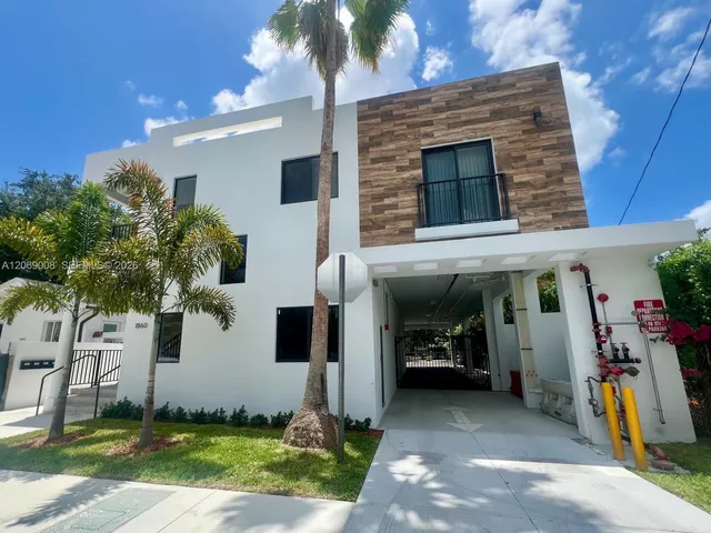 2-bedroom rental at 1860 NW 19th Street #101, Miami