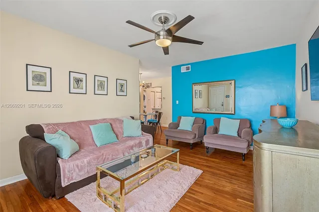 2-bedroom rental at 915 8th Street #102, Miami Beach