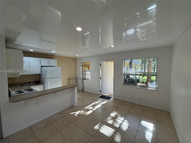 1-bedroom rental at 5168 NE 6th Avenue #407, Oakland Park