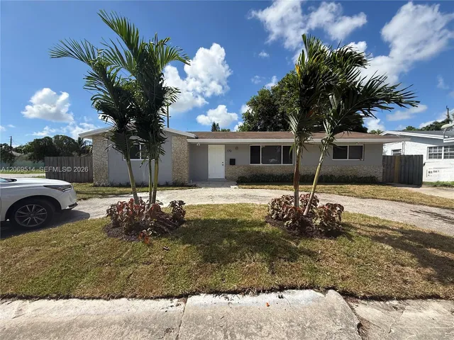 4-bedroom rental at 170 NE 174th Street, Miami