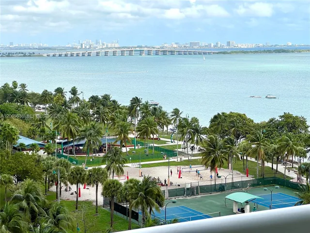 1-bedroom rental at 1717 N Bayshore Drive #A-1450, Miami
