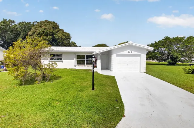 2-bedroom home at 105 NW 8TH Place, Boynton Beach