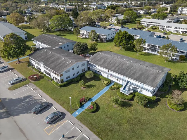 2-bedroom home at 51 Farnham C, Deerfield Beach