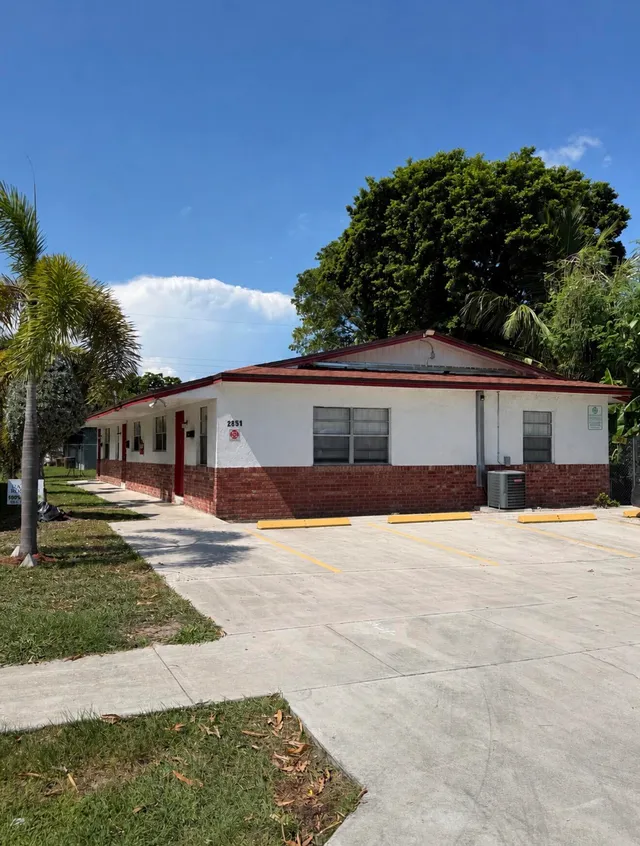 2-bedroom rental at 2851 NW 11TH Place #1-3, Fort Lauderdale