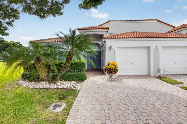 2-bedroom rental at 15415 SUMMER LAKE Drive, Delray Beach
