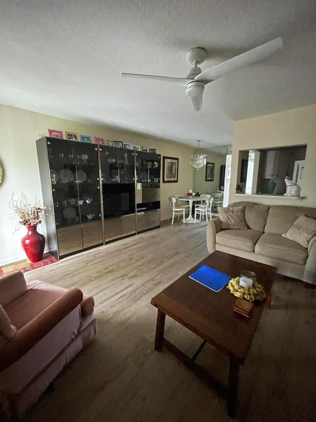 1-bedroom rental at 147 MARKHAM G #147, Deerfield Beach