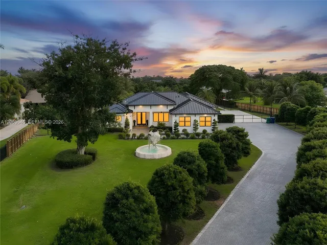 5-bedroom home at 29371 SW 173rd Court, Homestead