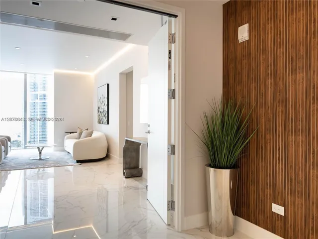 4-bedroom home at 18501 Collins Avenue #1104, Sunny Isles Beach