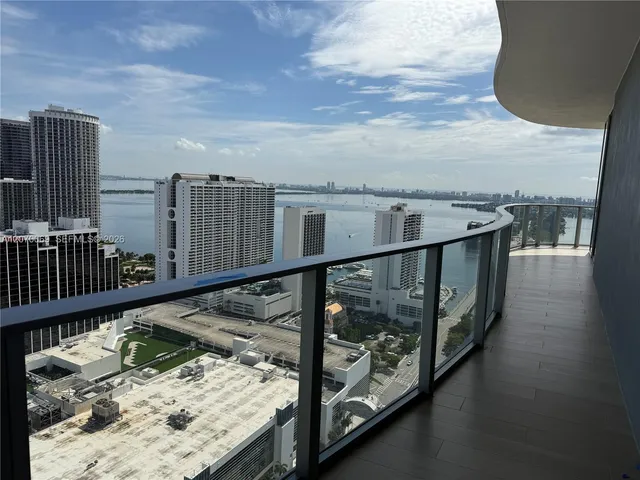 2-bedroom home at 1400 Biscayne Boulevard #3506, Miami