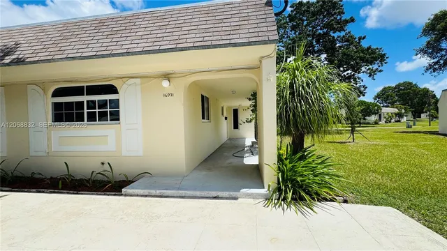 2-bedroom home at 16971 SW 113th Court #31444E, Miami