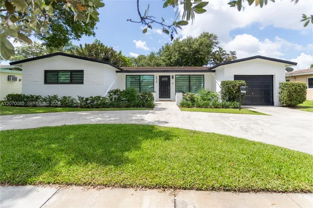 3-bedroom rental at 4010 Johnson Street, Hollywood