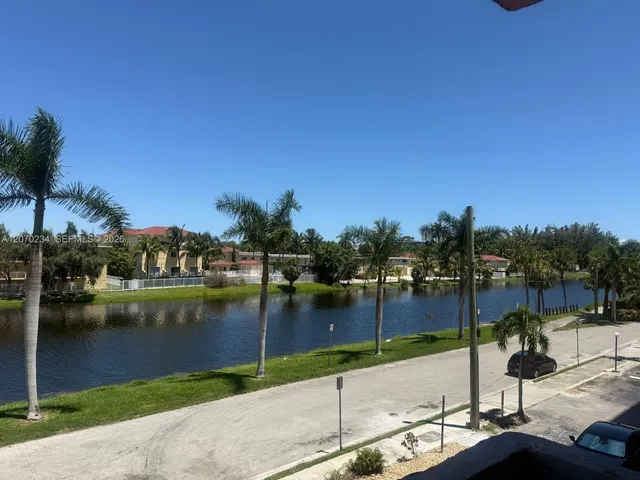 1-bedroom rental at 2075 NE 164th Street #302, North Miami Beach