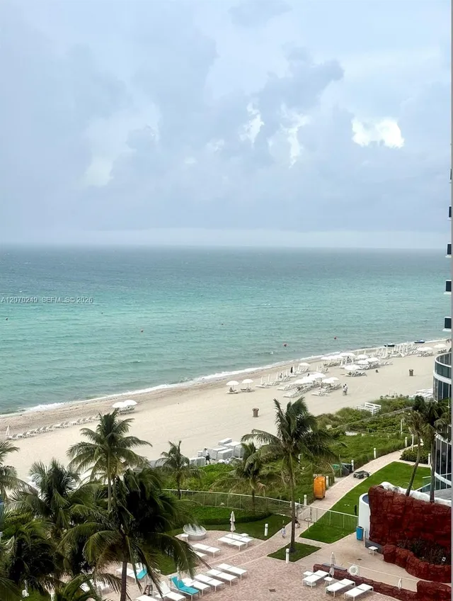 1-bedroom rental at 18201 Collins Avenue #908, Sunny Isles Beach