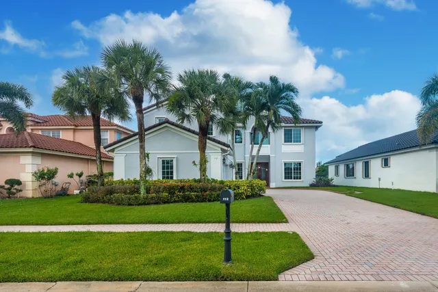 5-bedroom home at 112 ISOLA Circle, Royal Palm Beach