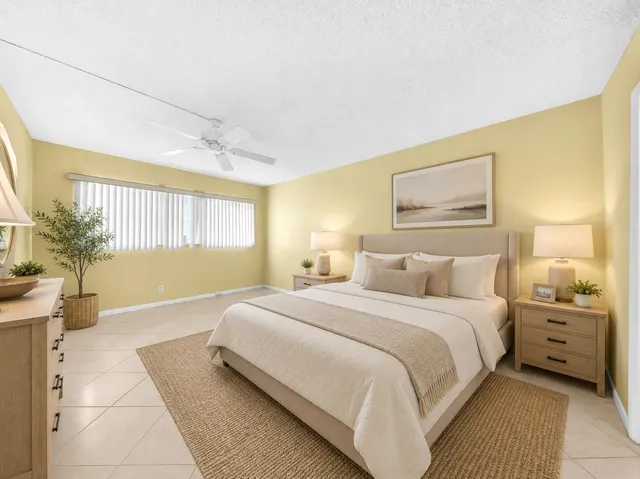1-bedroom home at 7807 GOLF CIR Drive #207, Margate