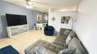 1-bedroom rental at 725 SW 11th Avenue #6F, Hallandale Beach