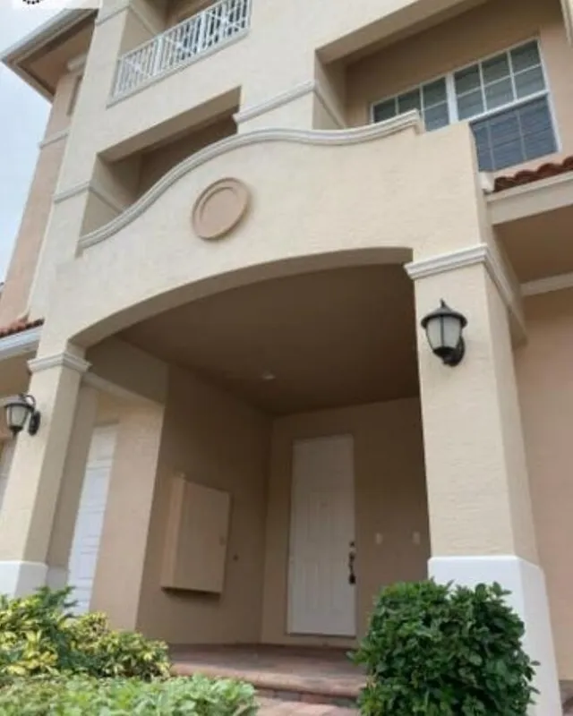 3-bedroom rental at 5021 VINE CLIFF Way W, Palm Beach Gardens