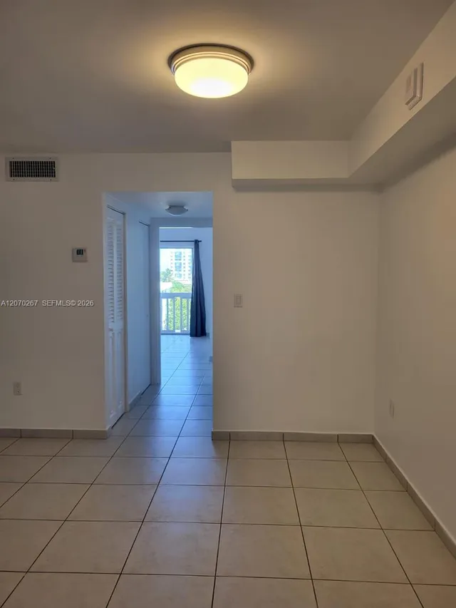 1-bedroom home at 7620 Carlyle Avenue #604, Miami Beach