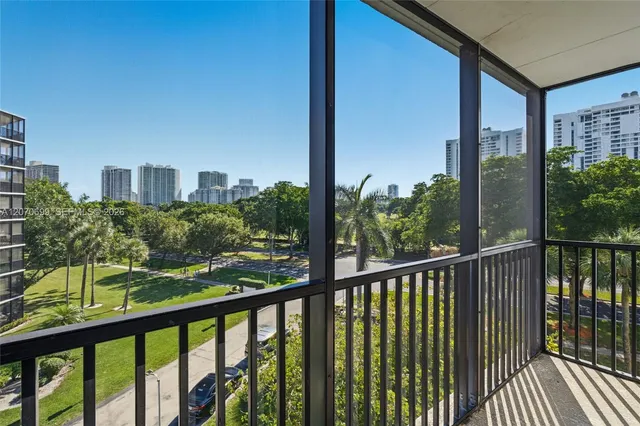 2-bedroom home at 3401 N Country Club Drive #519, Aventura