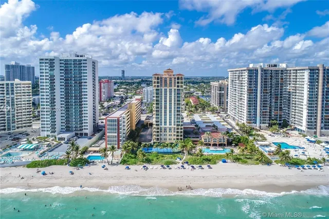 2-bedroom home at 2080 S Ocean Drive #LPH9, Hallandale Beach