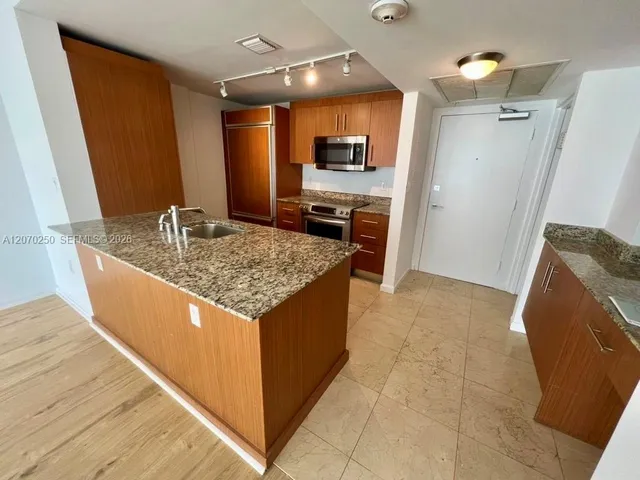 1-bedroom rental at 10275 Collins Avenue #415, Bal Harbour