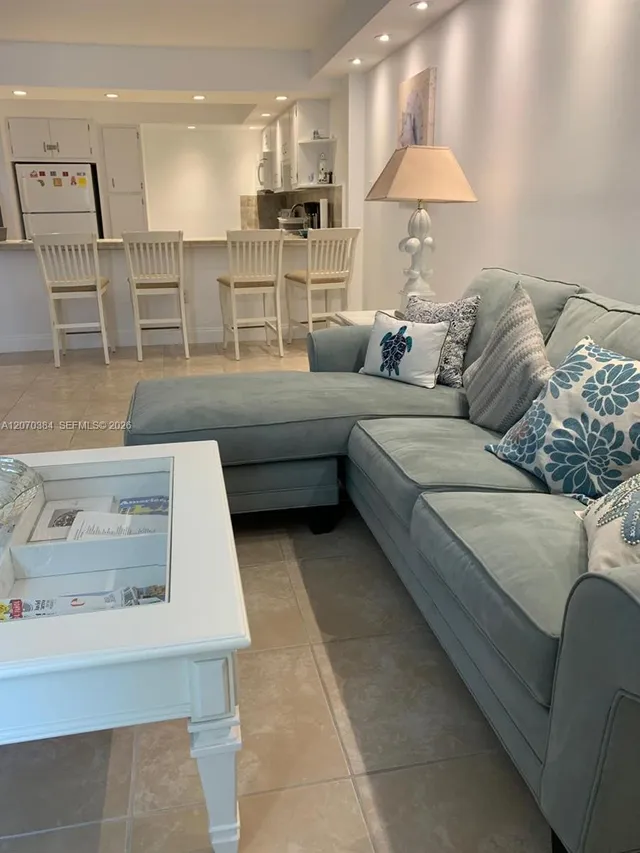 1-bedroom rental at 5701 Collins Avenue #311, Miami Beach