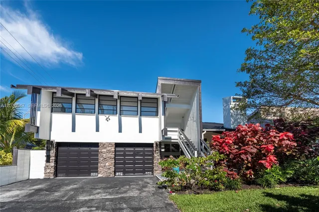 3-bedroom rental at 1501 NE 24th Street #1, Wilton Manors