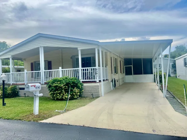2-bedroom home at 4541 NW 67th Place #P-11, Coconut Creek