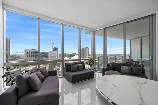 1-bedroom home at 851 NE 1st Avenue #1610, Miami