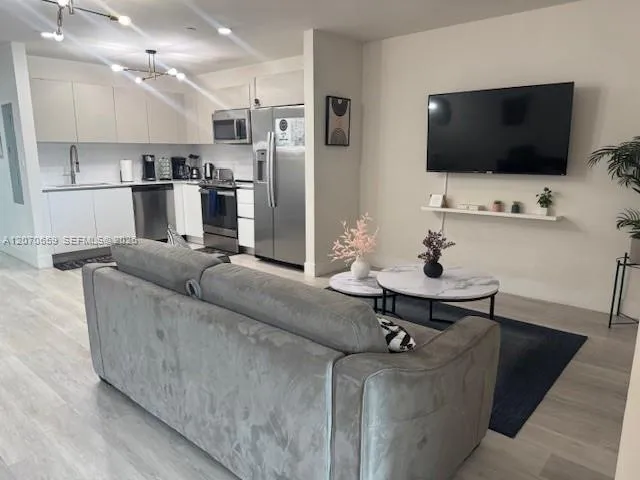 1-bedroom home at 19380 NE 26 Avenue #304, Miami