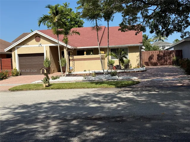 2-bedroom home at 1051 SW 99th Avenue, Pembroke Pines