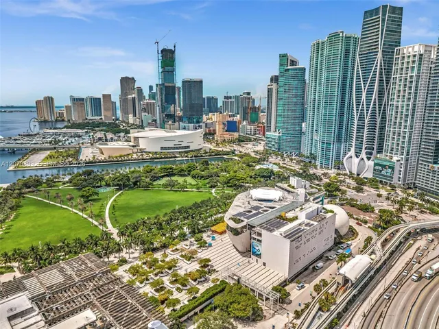 2-bedroom home at 900 Biscayne Boulevard #1708, Miami