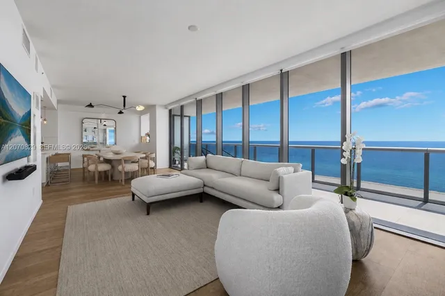 3-bedroom home at 5875 Collins Avenue #1102, Miami Beach