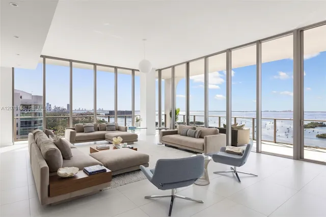 6-bedroom home at 2655 S Bayshore Drive #1801/02, Miami