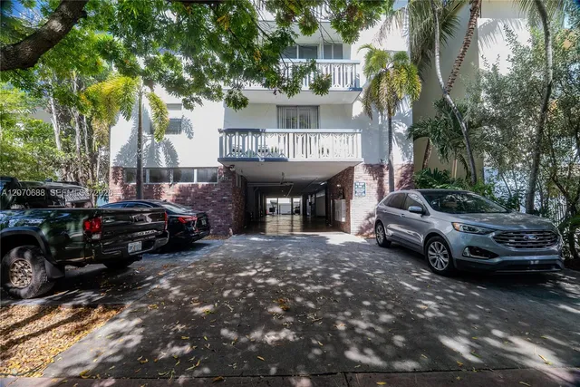 1-bedroom rental at 921 Jefferson Avenue #3C, Miami Beach