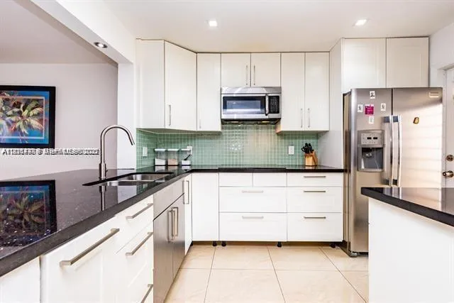 2-bedroom rental at 2081 S Ocean Drive #411, Hallandale Beach